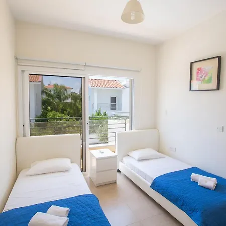 Villa Delfini Dv8 Protaras